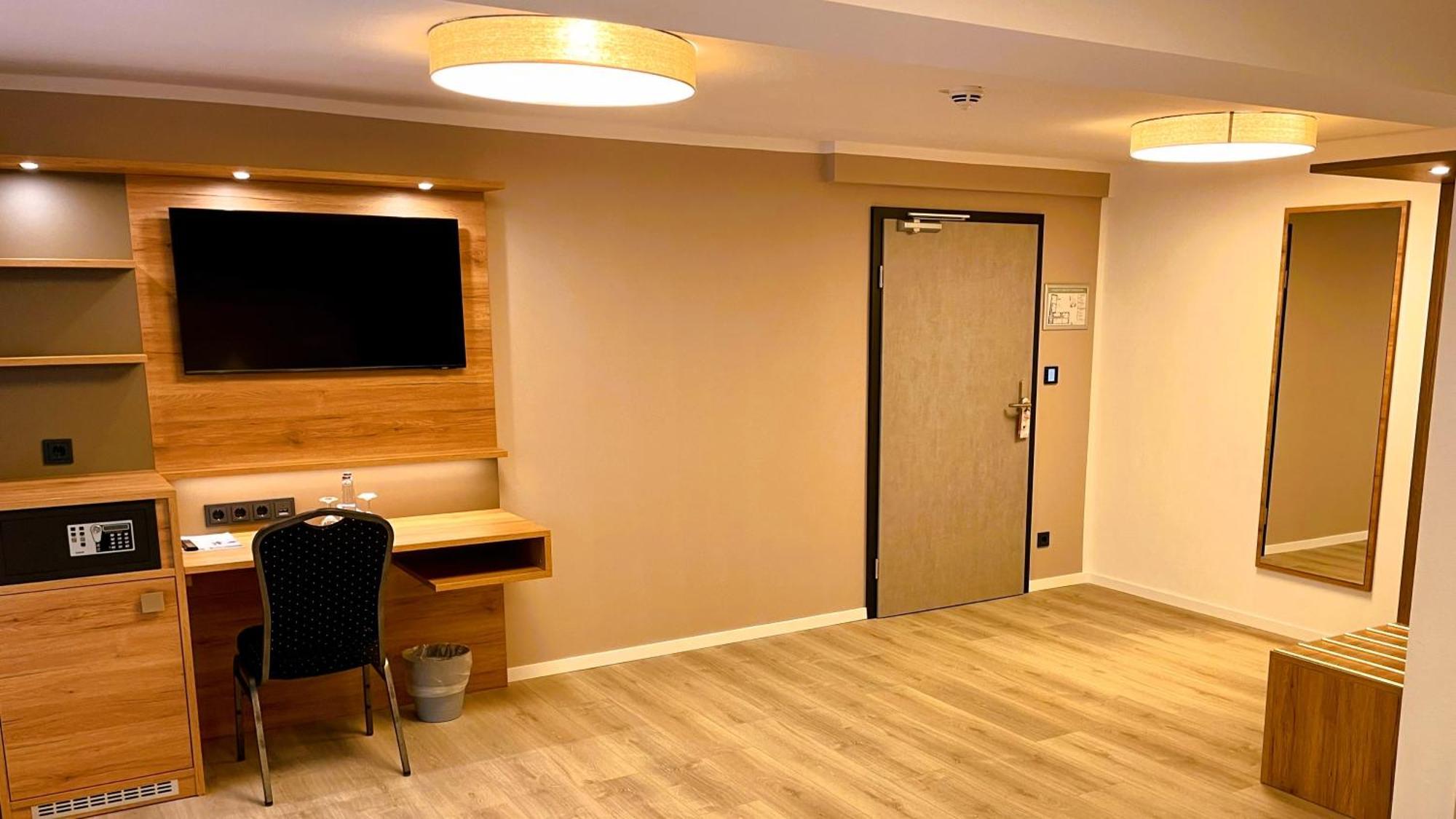 Schöppingen Akzent Hotel Tietmeyer & Cross Side מראה חיצוני תמונה